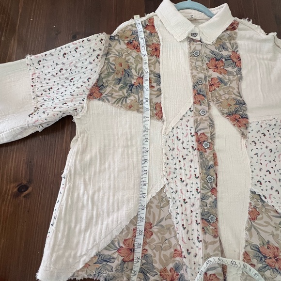 POL Cream Floral Button Down Shirt - Picture 4 of 5